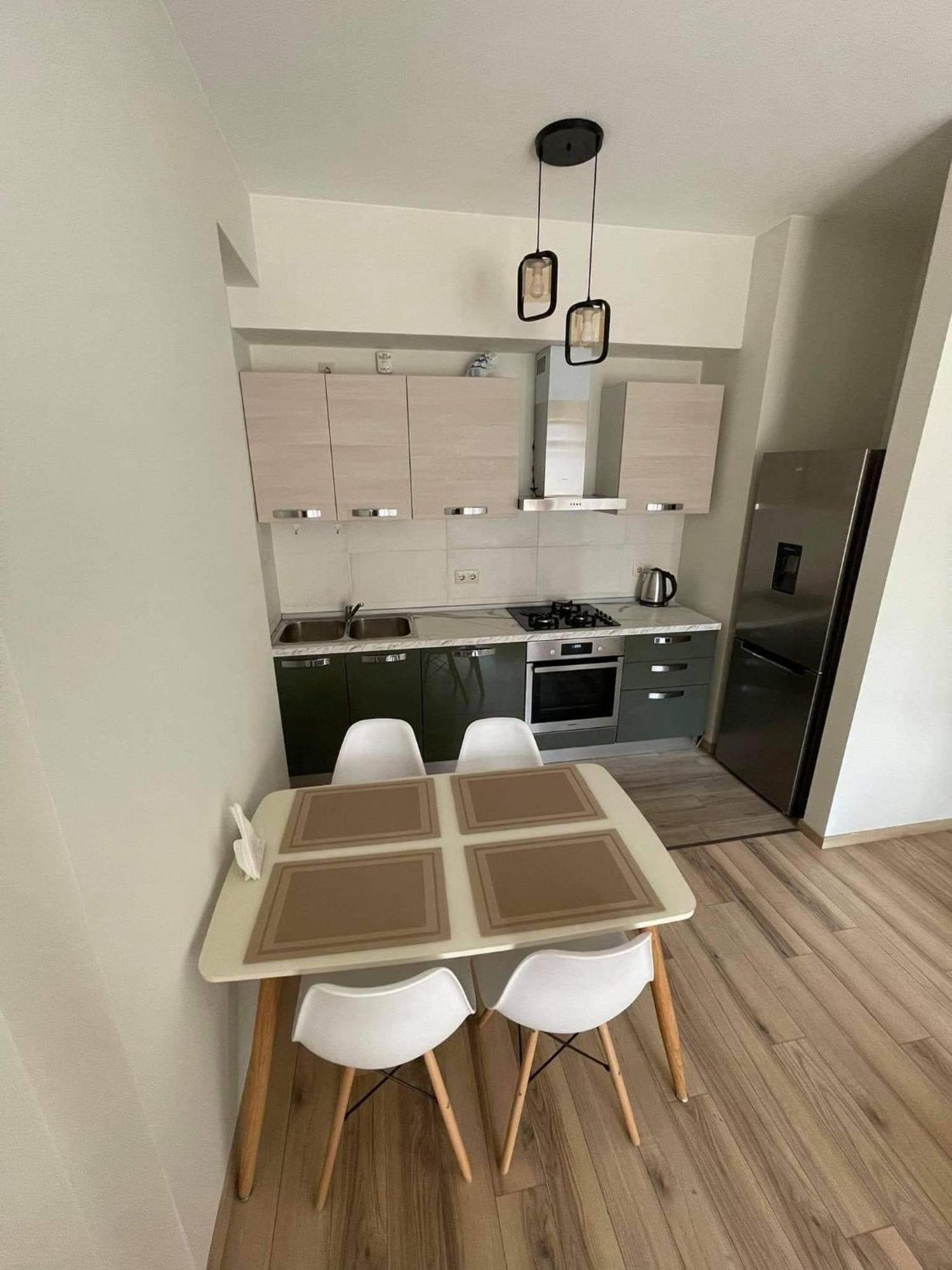 Sol'S M2 White Modern Apartments Tbilisi Eksteriør billede