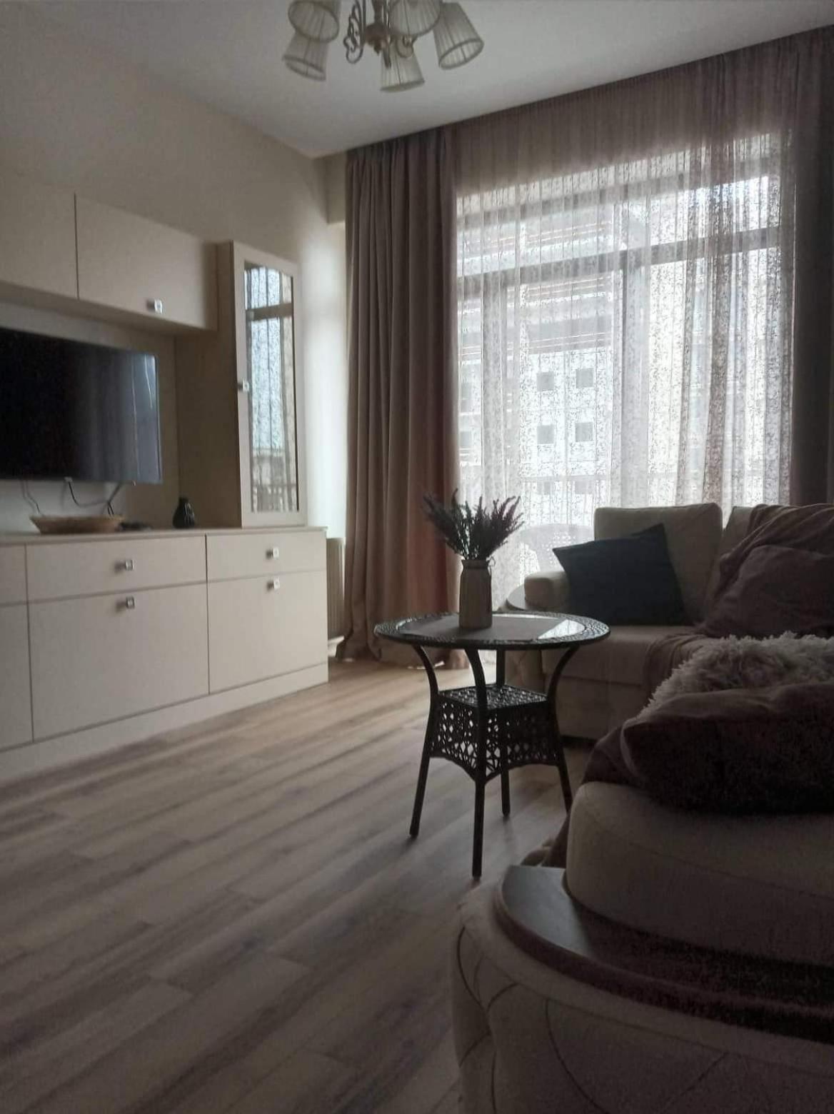 Sol'S M2 White Modern Apartments Tbilisi Eksteriør billede
